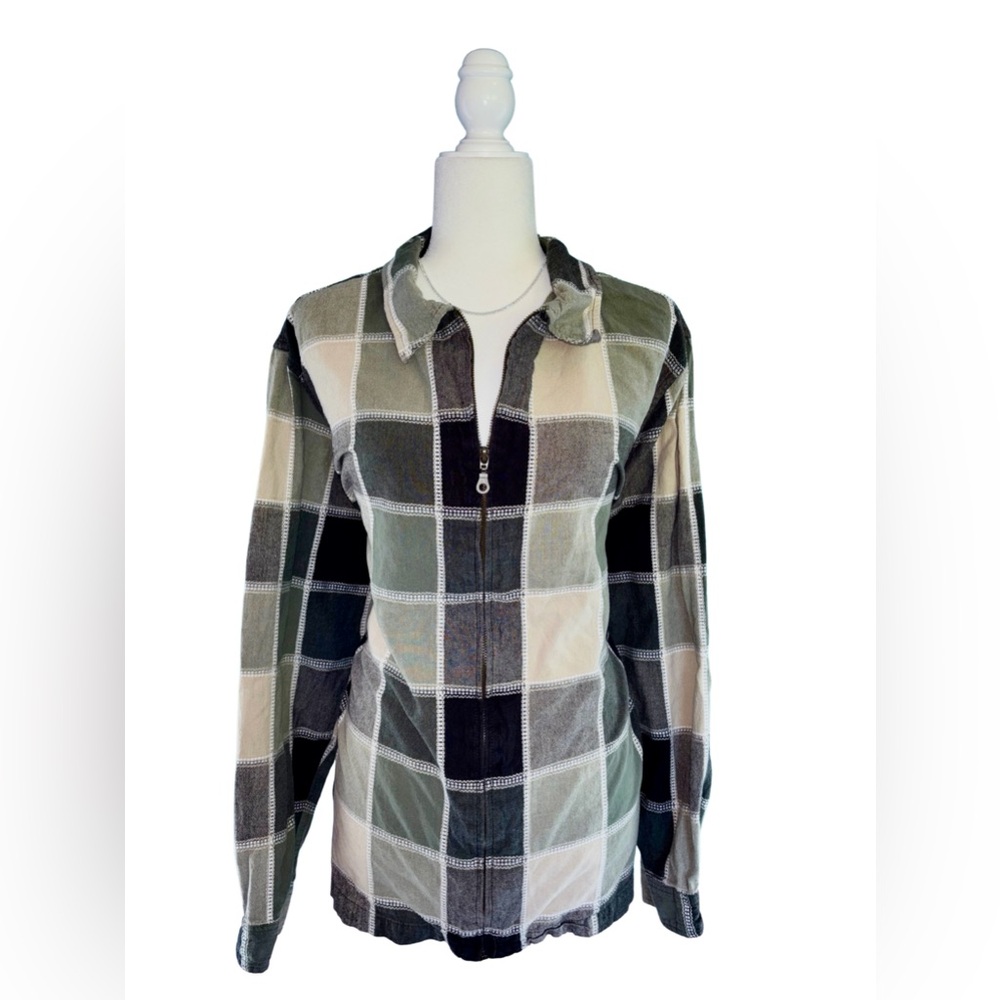 Fashion Bug Green and Black Plaid Full Front Zip Bomber Jacket Size 30/32 (3X)
